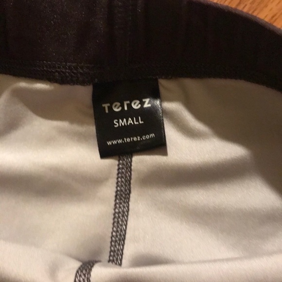 PELOTON By Terez Ombre Geo Leggings - Picture 10 of 10